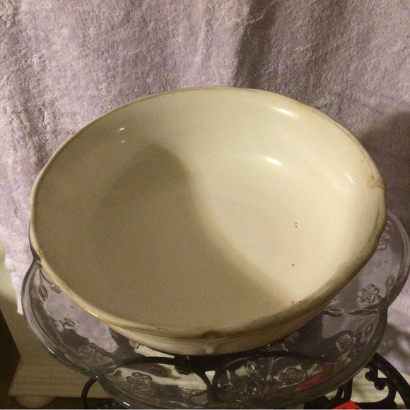 Better Homes and Garden Dillweed Simply Fluted Serving Bowl - Picture 5 of 5